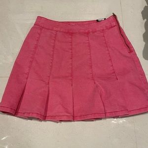 Pink pleated skirt NWT